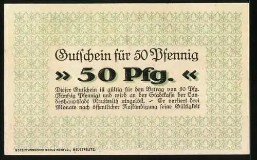Notgeld Neustrelitz 1920, 50 Pfennig, Grüner Mann verteilt Notgeld über der Stadt