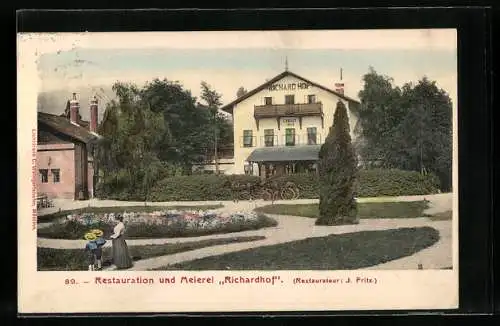 AK Gumpoldskirchen, Gasthaus Restauration-Meierei Richardhof J. Fritz mit Anlagen und Kutsche
