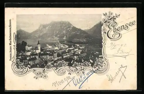 AK Ebensee, Ortsansicht aus der Vogelschau, Blick auf die Berge
