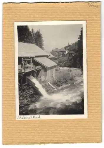 Fotografie unbekannter Fotograf, Ansicht Volderwildbad, Wassermühle im Ort