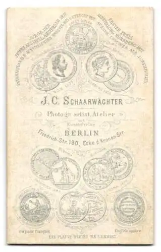 Fotografie J. C. Schaarwächter, Berlin, Friedrich-Str. 190, Bürgerlicher Herr im Anzug mit Vollbart und Seitenscheitel