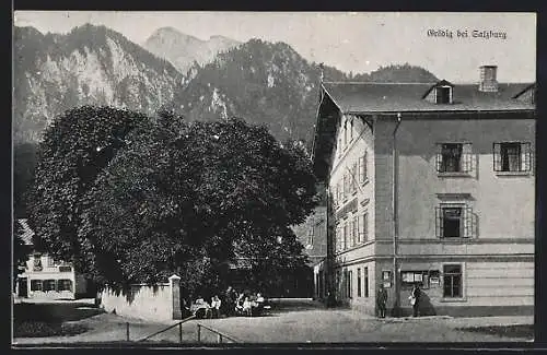 AK Grödig bei Salzburg, Ortspartie mit Bergen