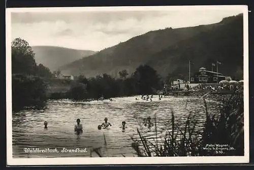 AK Waldbreitbach, Badegäste im Strandbad