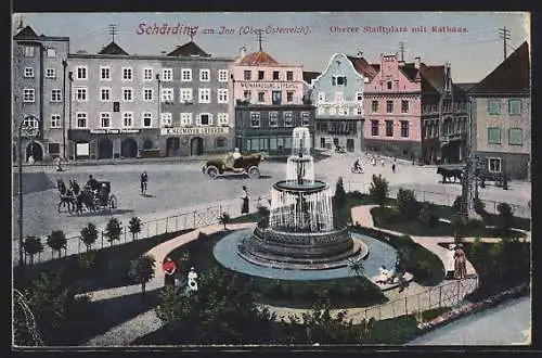 AK Schärding am Inn, Oberer Stadtplatz mit Rathaus und Brunnen