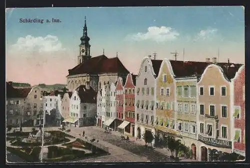 AK Schärding a. Inn, Eisenhandlung Anton Huber am Stadtplatz, Blick zur Kirche