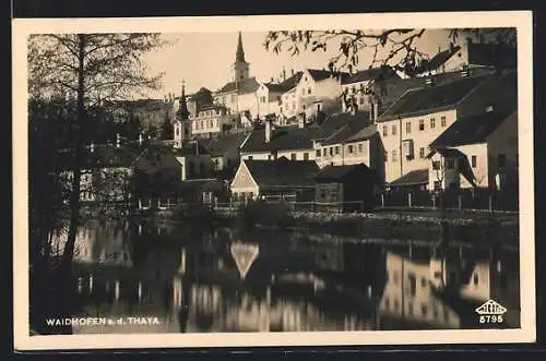 AK Waidhofen a. d. Thaya, Ortsansicht vom Wasser aus