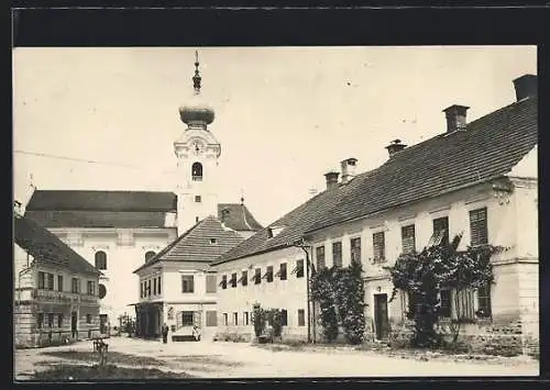 AK Hofkirchen a. Trattnach, Blick über den Hauptplatz