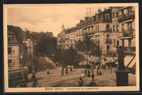 AK Baden-Baden, Leopoldsplatz mit Luisenstrasse
