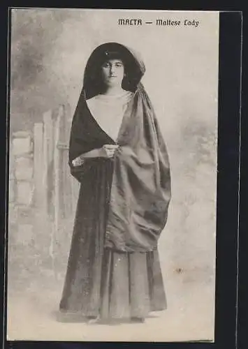 AK Malta, Maltese Lady, Dame in Tracht