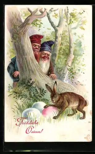 AK Zwerge beobachten Osterhasen, der sich gefärbten Eiern nähert