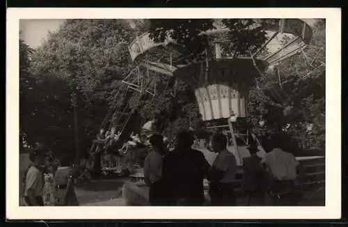 AK Kettenkarussell mit Kindern