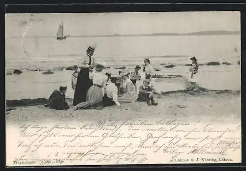 AK Travemünde, Besuchergruppe am Strand