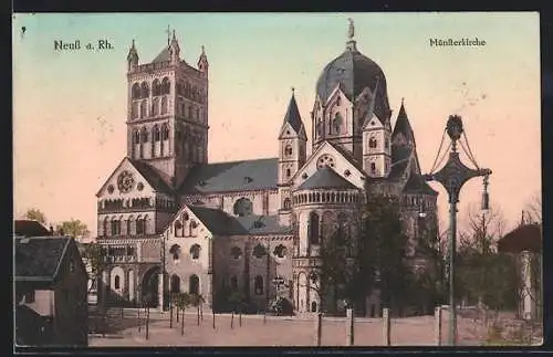 AK Neuss a. Rh., Blick auf die Münsterkirche