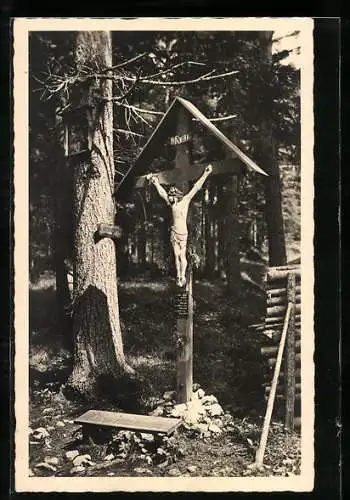 AK Gutenstein /N. Oe., Mariahilfberg, Wegkreuz in der Klamm