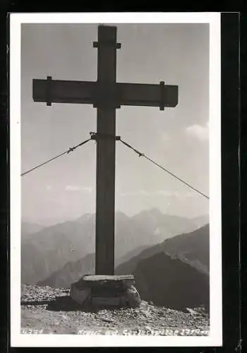 AK Serlesspitze, Das Gipfelkreuz