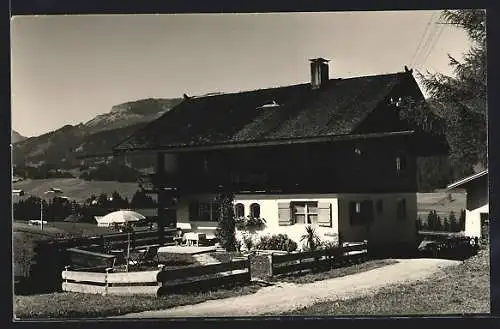 AK Riezlern /Kl. Walsertal, Fremdenheim Michael Geschw. Elsässer