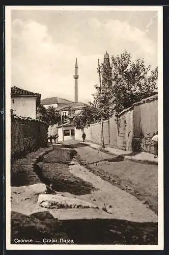 AK Skoplje / Ueskueb, Strassenansicht mit Blick zur Moschee