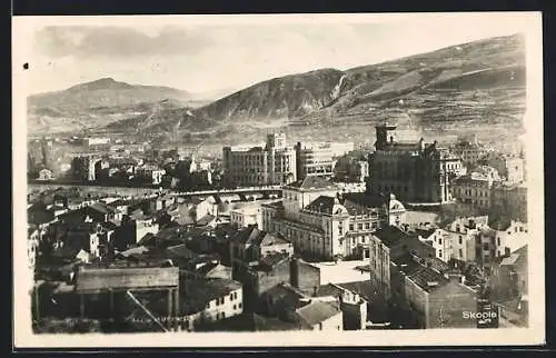 AK Skopie, Teilansicht mit Blick in die Berge