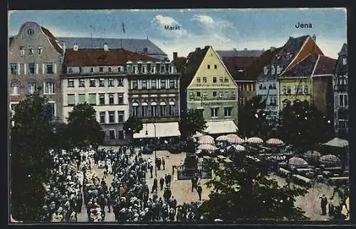 AK Jena, Belebte Szene auf dem Marktplatz