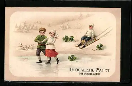 AK Junge auf einem Schlitten sitzend