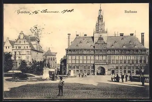 AK Emden / Ostfriesland, Rathaus mit Denkmal