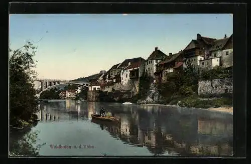 AK Waidhofen a. d. Ybbs, Ortsansicht mit Ruderboot und Brücke