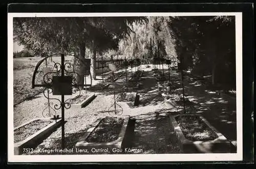 AK Lienz, Teilansicht vom kriegerfriedhof
