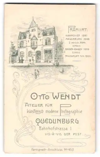 Fotografie Otto Wendt, Quedlinburg, Geschäftshaus mit Atelier in der Bahnhofstrasse 1, Portrait Mädchen im Matrosenanzug