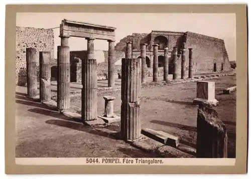 Fotografie Giacomo Brogi, Florence-Naples, Ansicht Pompei - Pompeji, Foro Triangolare