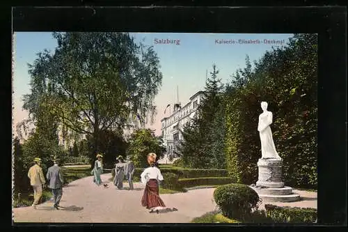 AK Salzburg, am Kaiserin-Elisabeth-Denkmal, Kaiserin Elisabeth (Sissi) von Österreich