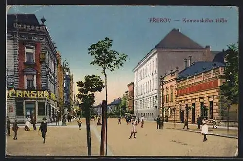 AK Prerov /Prerau, Komenského trida, Strasse mit Restaurant und Geschäften