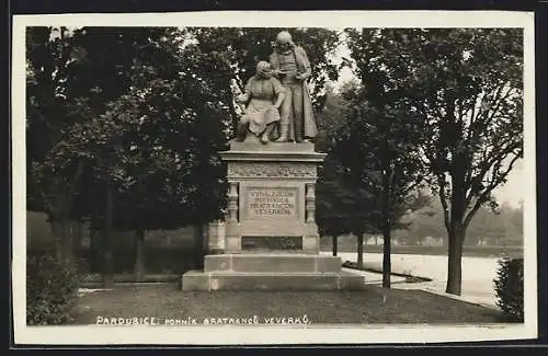 AK Pardubice, Pomník Bratrancu Veverku