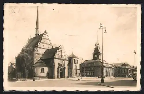 AK Pardubice, Platz mit Kirche