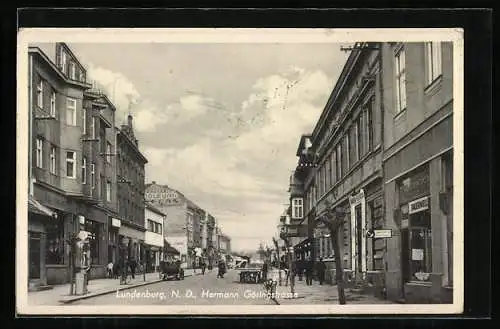 AK Lundenburg N. D., Strassenverkehr in der Hermann-Göring-Strasse