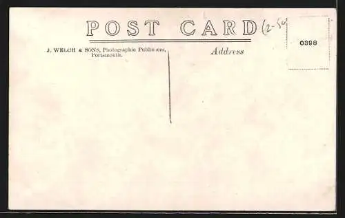 AK HMS Exmouth im Wasser