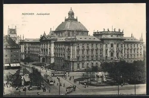 AK München, Justizpalast, Strassenpartie mit Strassenbahn