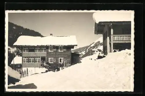 AK Montafon, Ortspartie im Schnee