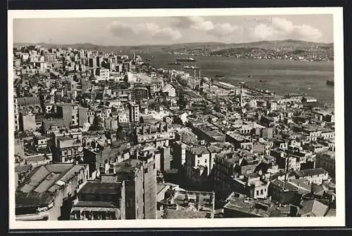 AK Istanbul, Der Stadtteil Galata aus der Vogelschau