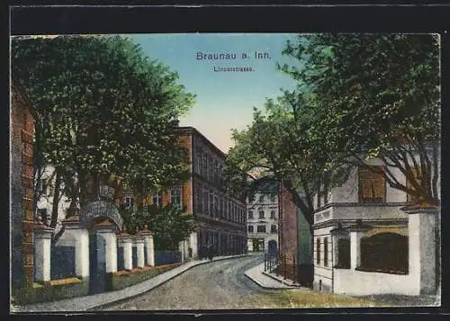 AK Braunau am Inn, Blick in die Linzerstrasse