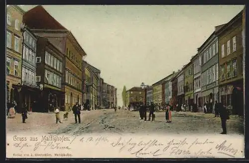 AK Mattighofen, Strassenpartie mit Fussgängern