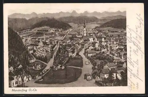 AK Munderfing /O.-Oe., Ortsansicht aus der Vogelschau