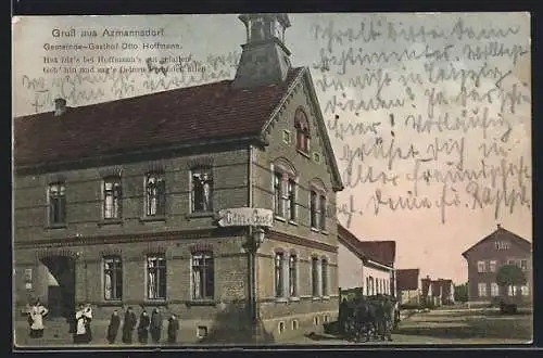 AK Azmannsdorf, Gemeinde-Gasthof O. Hoffmann mit Knabengruppe und Strasse