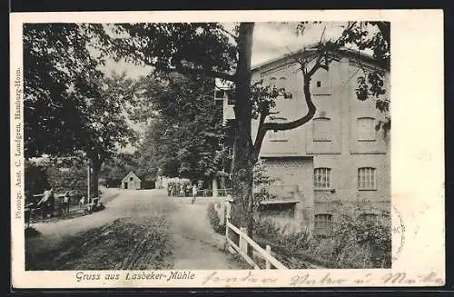 AK Lasbeker-Mühle, Strassenpartie mit Passanten