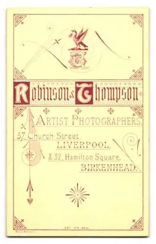 Fotografie Robinson & Thompson, Liverpool, 57, Church Street, Junge Dame mit zeitgenössischer Frisur