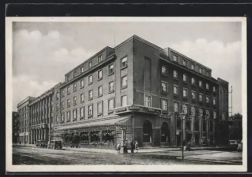 AK Mährisch Ostrau, Strassenpartie am Cafe Elektra