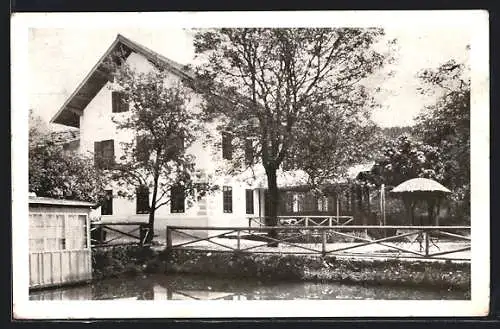 AK Munderfing, Jausenstation zum Schnapsbrenner im Achtal