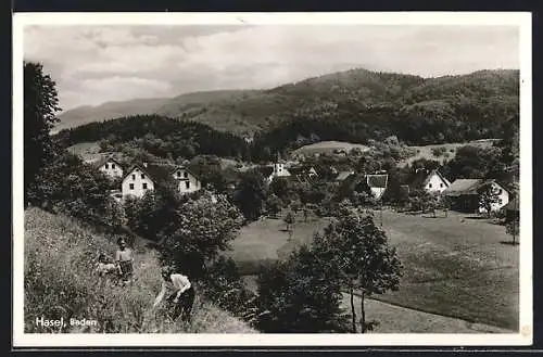 AK Hasel /Baden, Ortspartie mit Kirche