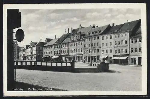 AK Leisnig, Strassenpartie am Markt mit Markt-Cafe und Geschäften