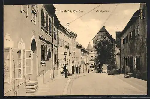 AK Haslach /Ob.-Oest., Windgasse mit Tor