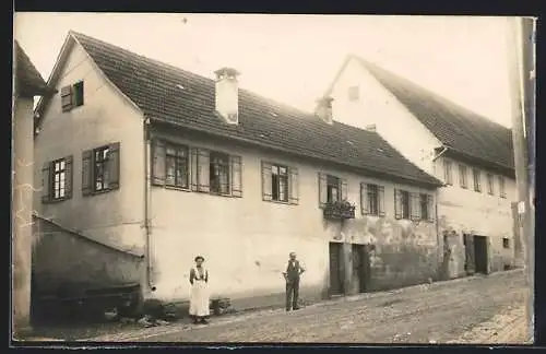 Foto-AK Neckarhausen / Nürtingen, Ansicht von einem Wohnhaus